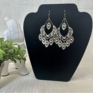 Filigree Gold Drop Earrings